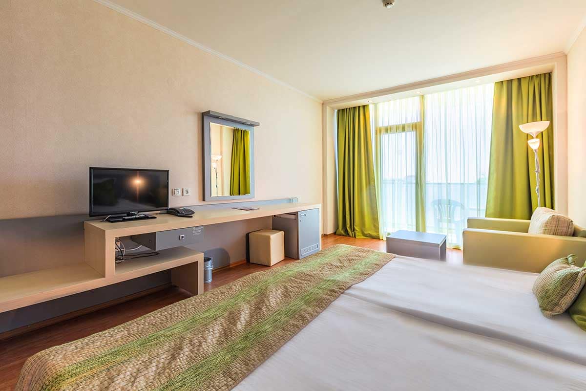 стандартна стая в Sol Marina Palace - първа линия хотели Несебър